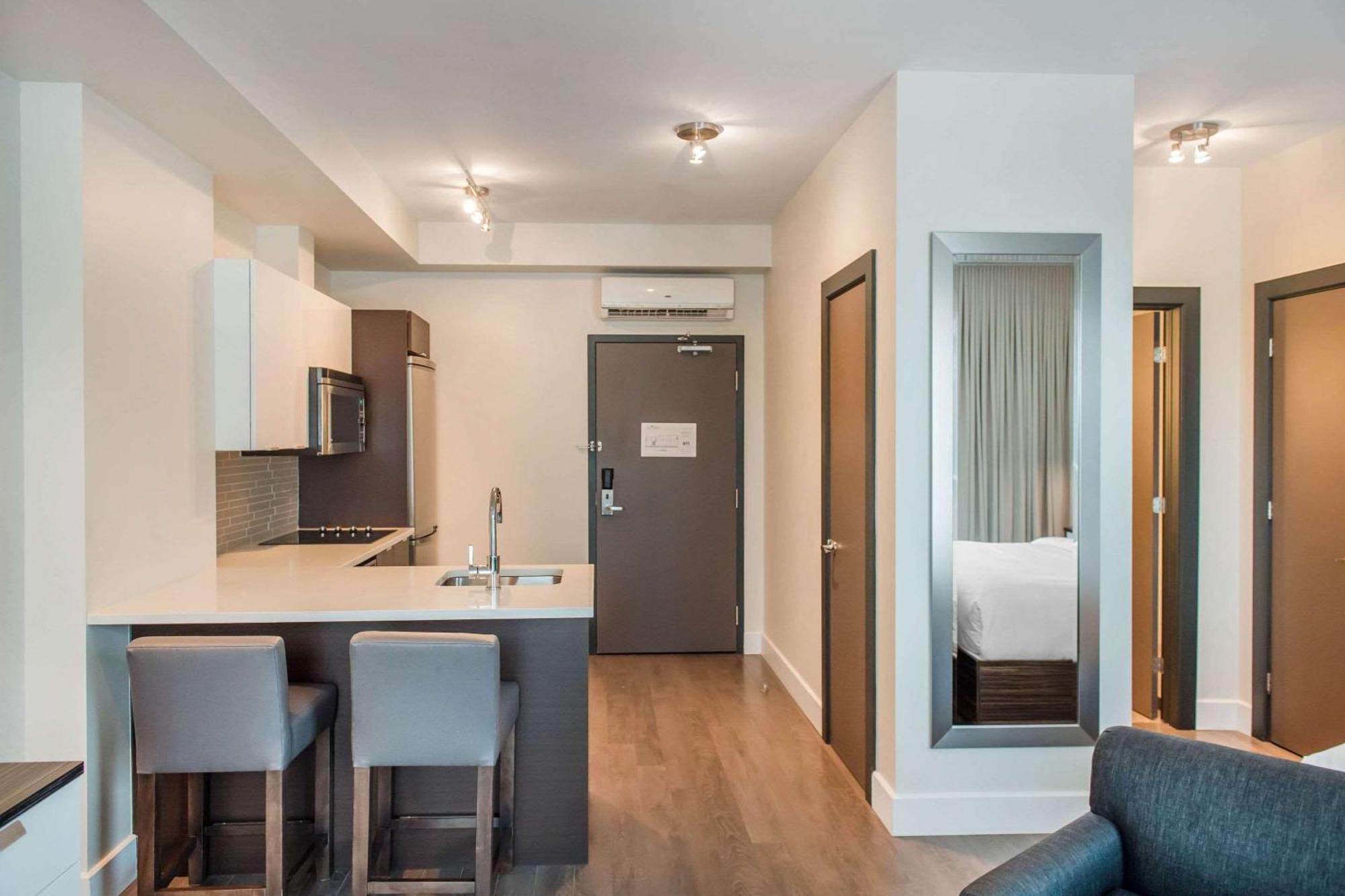 Les Suites Victoria, Ascend Hotel Collection Gatineau Exterior foto